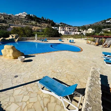 Holiday home Adosado Entorno Playa Y Montana Tranquilidad Relax Jacuzzi Piscina Wifi Aire Jardin Barbacoa Y Parking Calpe