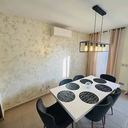 Holiday home Adosado Entorno Playa Y Montana Tranquilidad Relax Jacuzzi Piscina Wifi Aire Jardin Barbacoa Y Parking *